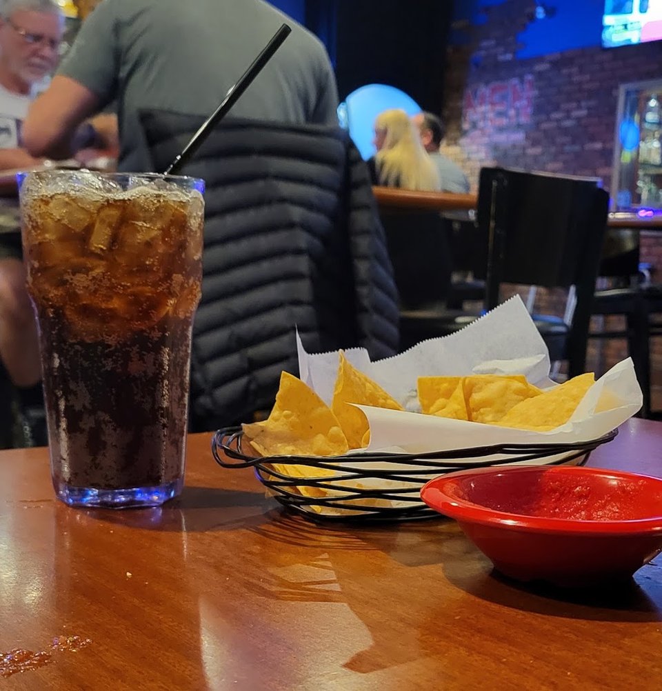 Small Chips and Salsa